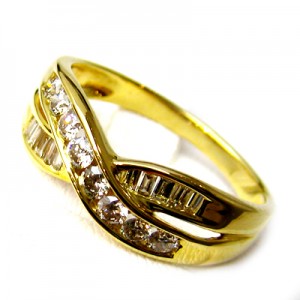Diamond/Yellow Gold Rings B8RI-074