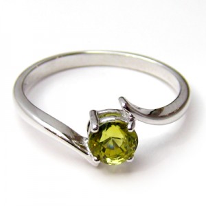 Green Sapphire Rings B8RI-085
