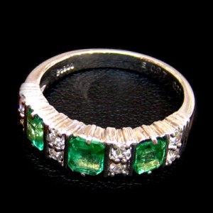 Emerald Rings B8RI-159