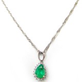 Emerald Pendant with Necklace B8CPN-001